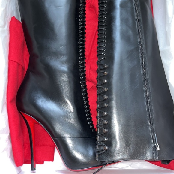 SOLD ‼️ Christian Louboutin Lace Up Knee Boots - Picture 5 of 8
